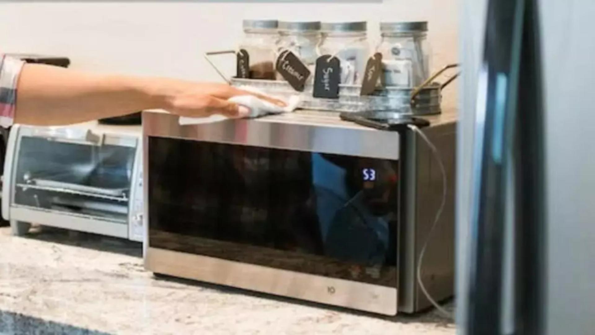 O funcție a cuptorului cu microunde îți poate dubla factura la curent