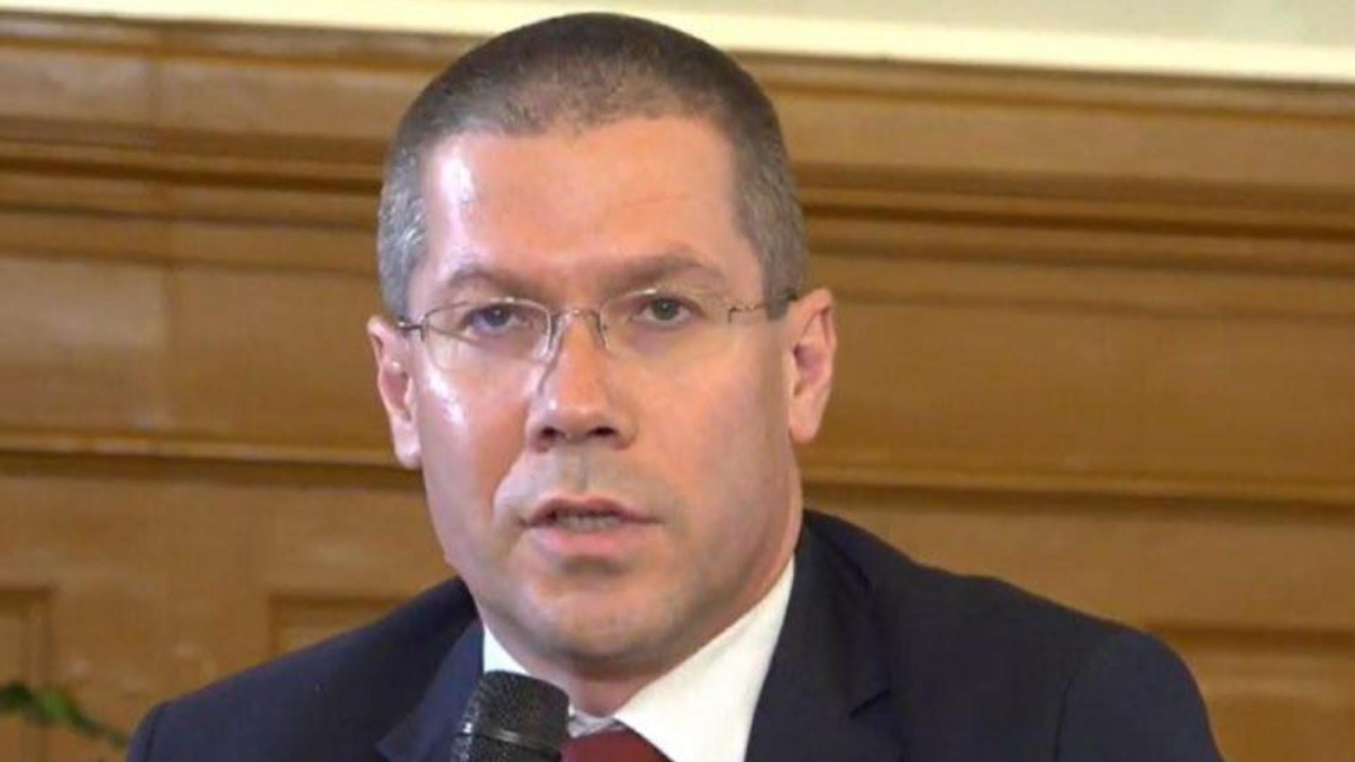 Dacian Cosmin Dragoș