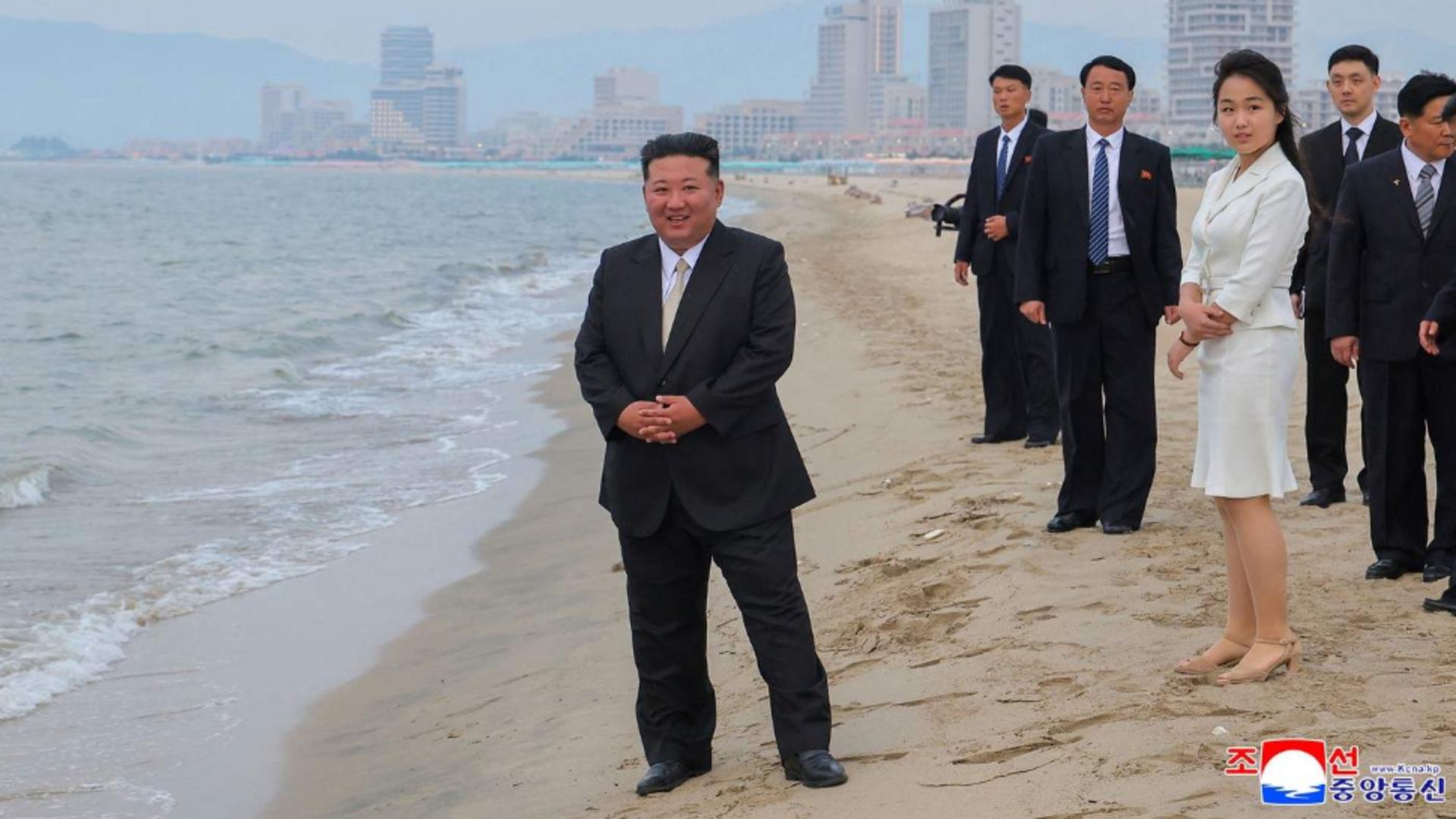 Cât costă să mergi în vacanță în Coreea de Nord? Regim strict, ghid personal și prețuri exclusiviste în stațiunea de lux deschisă de Kim Jong Un