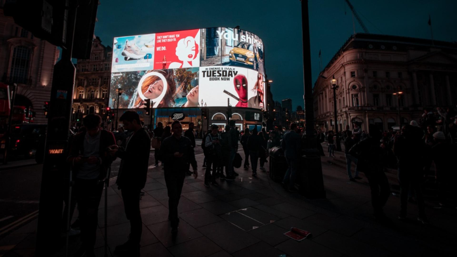 Româna, limba străină dominantă în Londra: capitala britanică „vorbește” tot mai mult în limba lui Eminescu