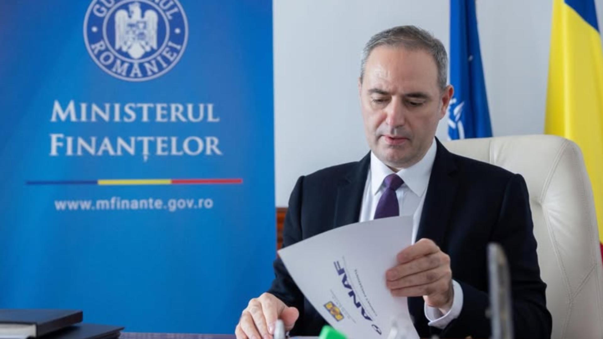 Nouă șefi din ANAF au fost schimbați din funcție. FOTO: Facebook