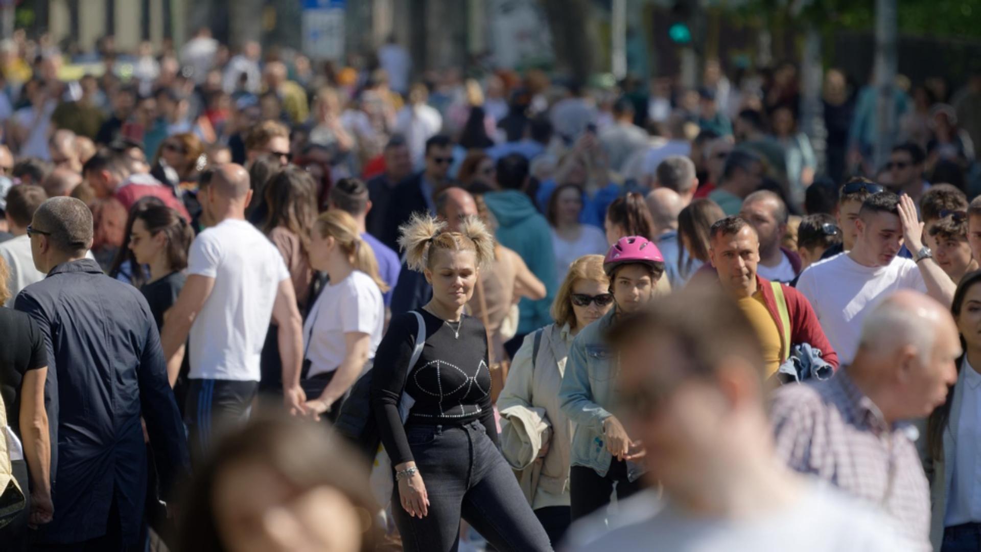 Ajutor lunar pentru plata energiei: Guvernul lansează un card social pentru consumatorii vulnerabili