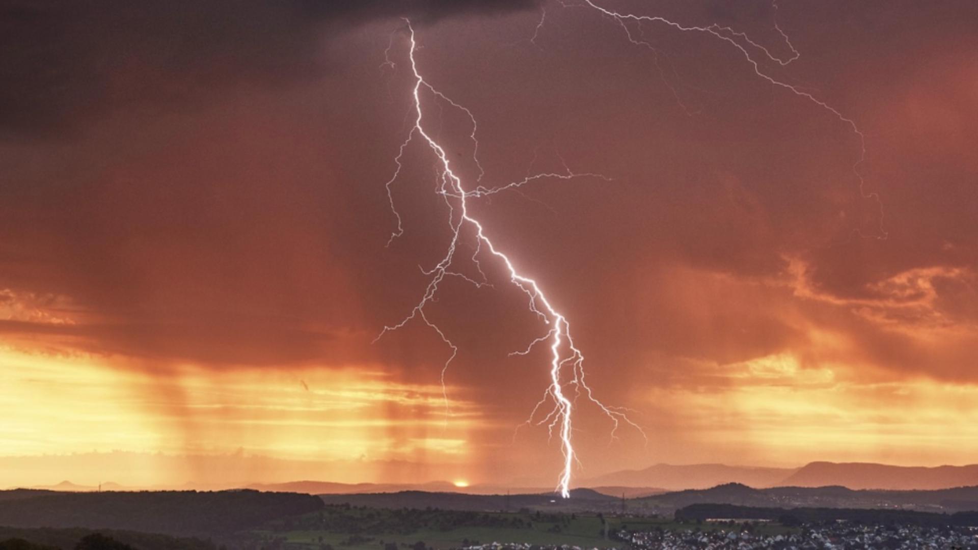 Prognoza meteo pe două săptămâni. Zonele lovite de furtuni violente