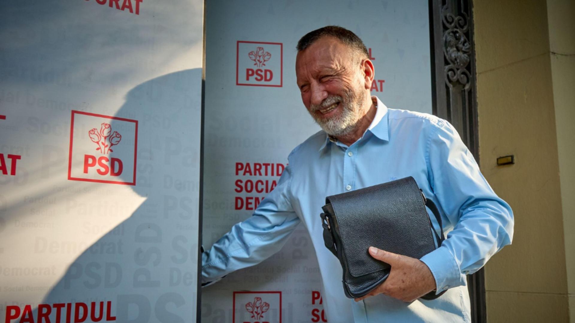 Paul Stănescu, secretarul general al PSD, consideră că măsurile de austeritate sunt heirupiste (foto: Profimedia)