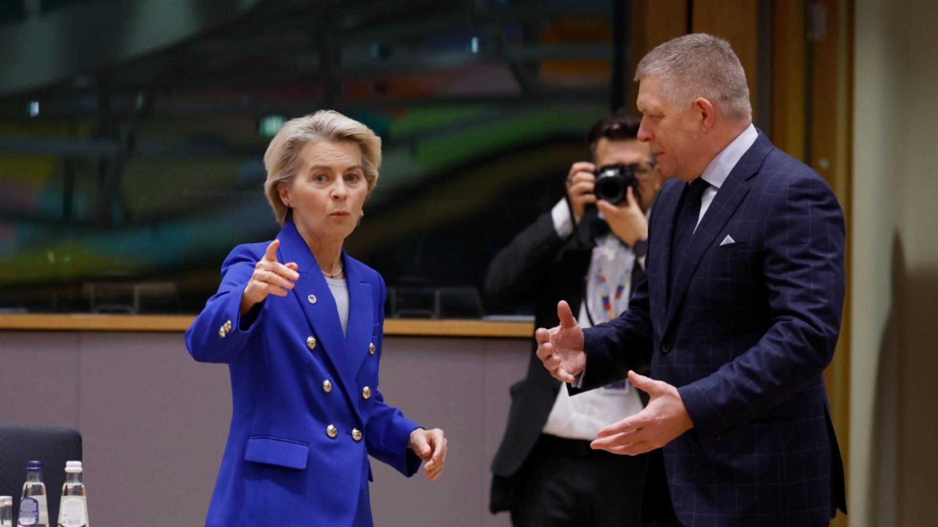 Ursula von der Leyen și premierul slovac Robert Fico (Profimedia)