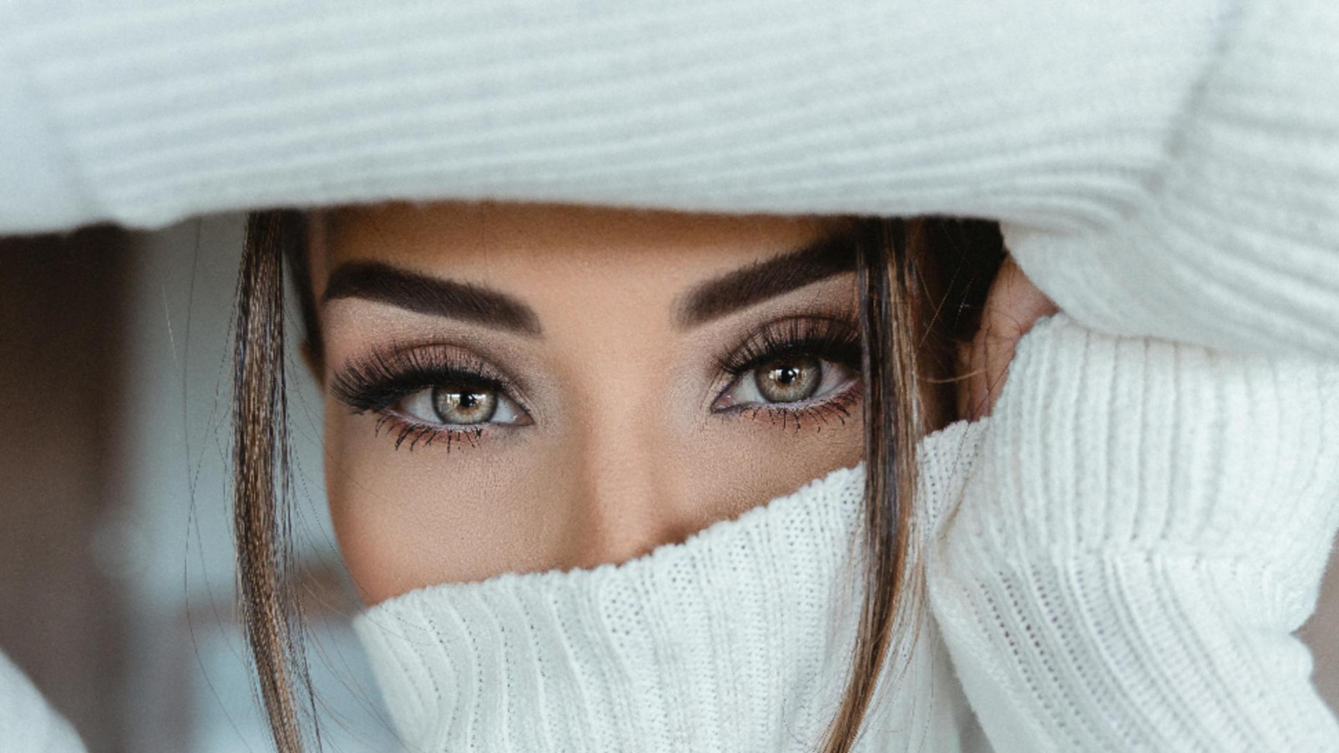 Cum să obții sprâncene mai dese. Trucuri și sfaturi de la specialiști