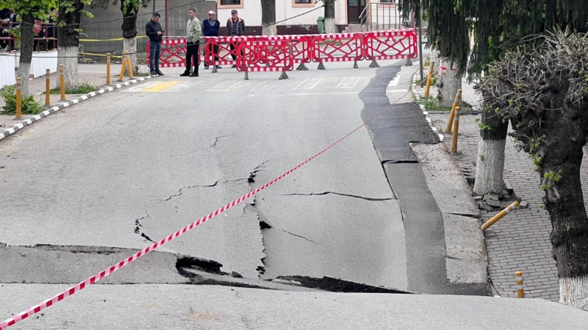 O nouă salină din România este în pericol, iar prăbușirea ei ar putea afecta un întreg oraș