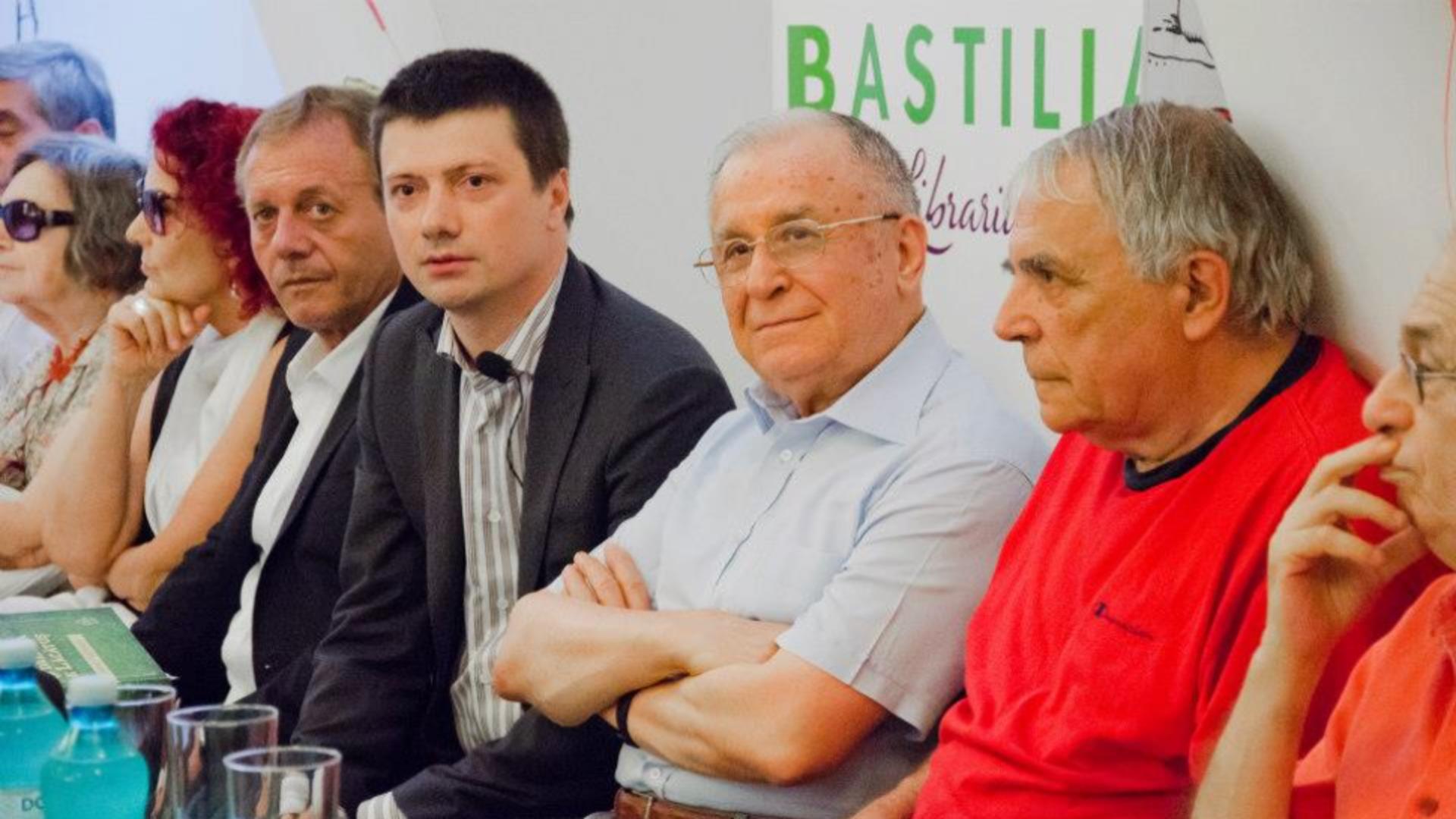 Ionuț Vulpescu, alături de Ion Iliescu, septembrie 2012/ Foto: Facebook