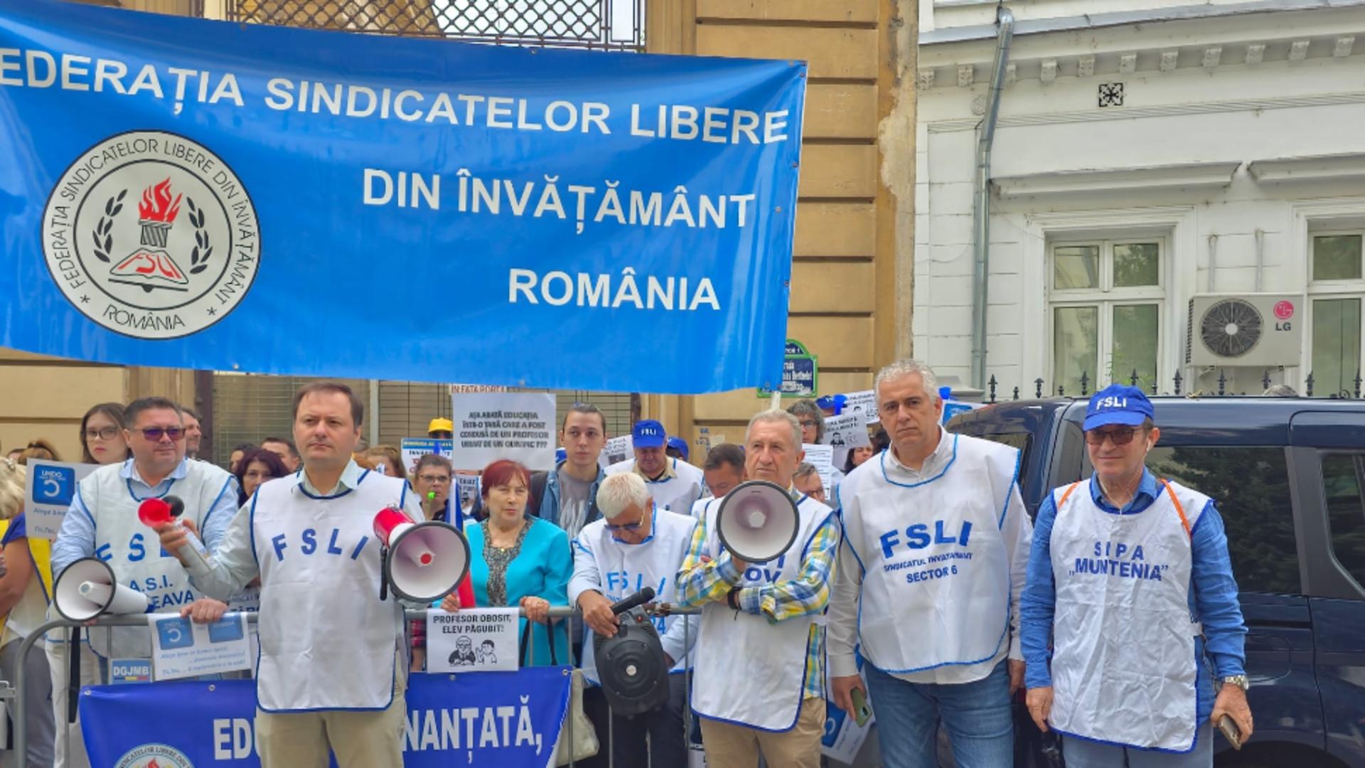 Protest dascăli/ Foto: Facebook FSLI Romania