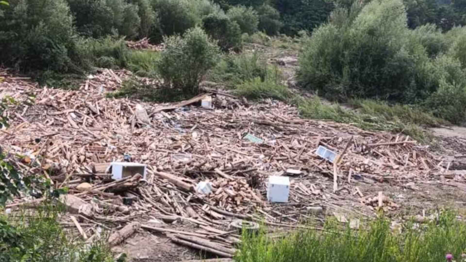 Alertă în localitatea Borca din Neamț! FOTO: Facebook