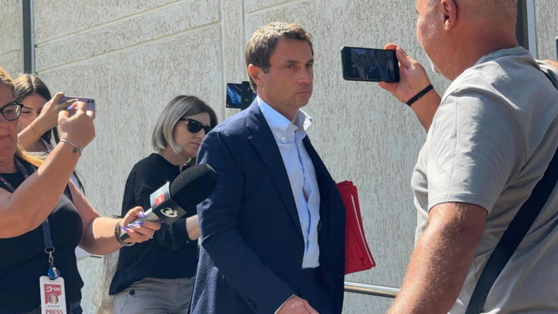 Edilul urmează să fie condus în arestul IPJ Constanța. (foto: Sea Press)