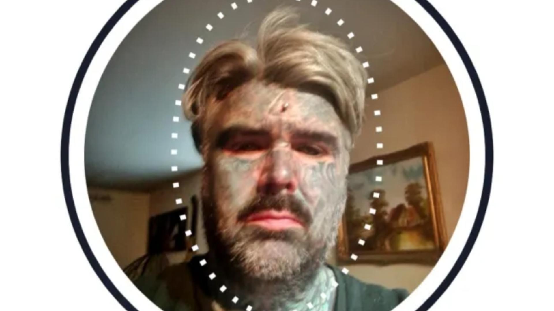 Regele cernelii a devenit celebru datorită felului în care arată