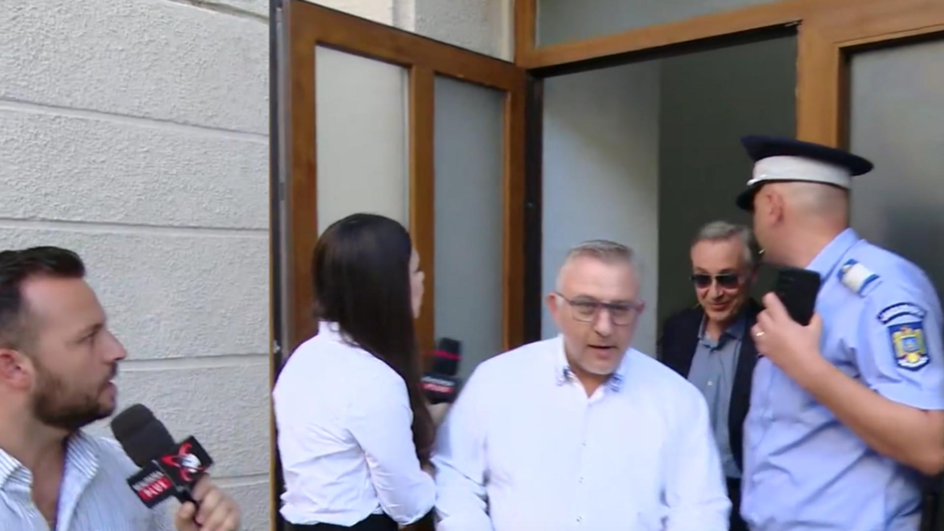 Iancu Toader si Andrei Drăcea la ieșirea de la DNA