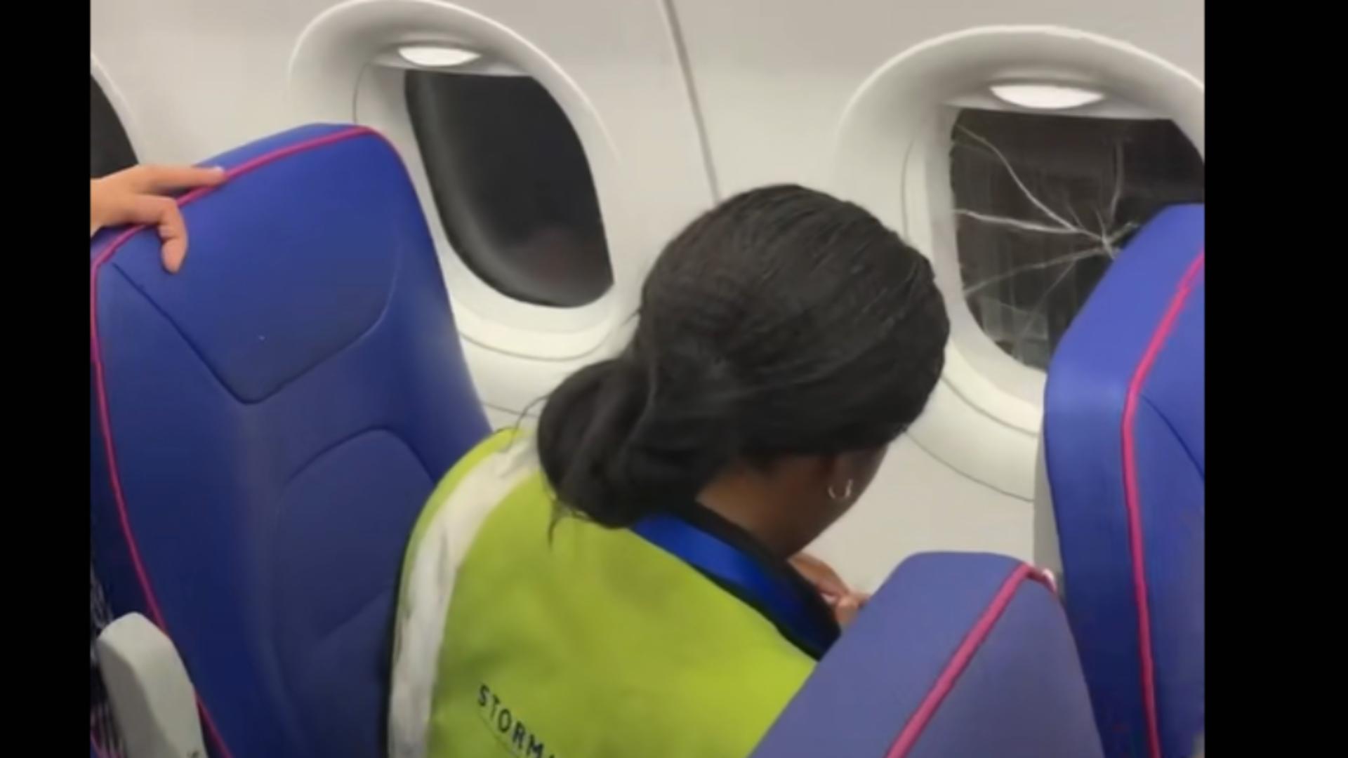 Zbor Londra–Bacău cu scoci la geam. 