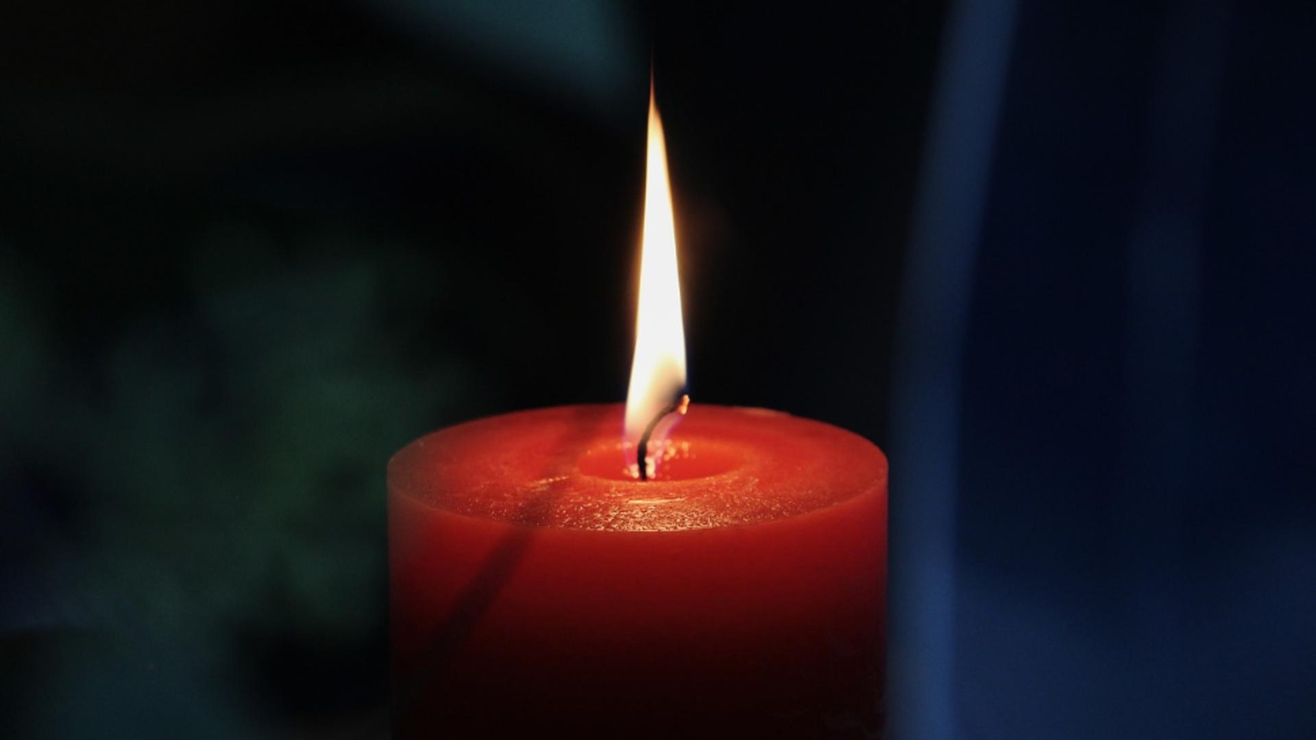 Învățătoare decedată după ce a aflat că postul i-a fost desființat. Colegii dau vina pe noile măsuri din educație