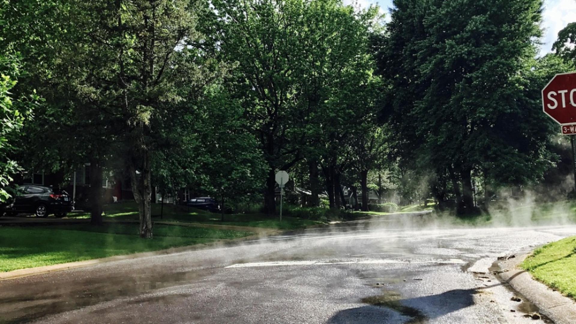 Vreme rea în România. Cod galben de furtuni în 17 județe – ploi torențiale, vijelii și grindină