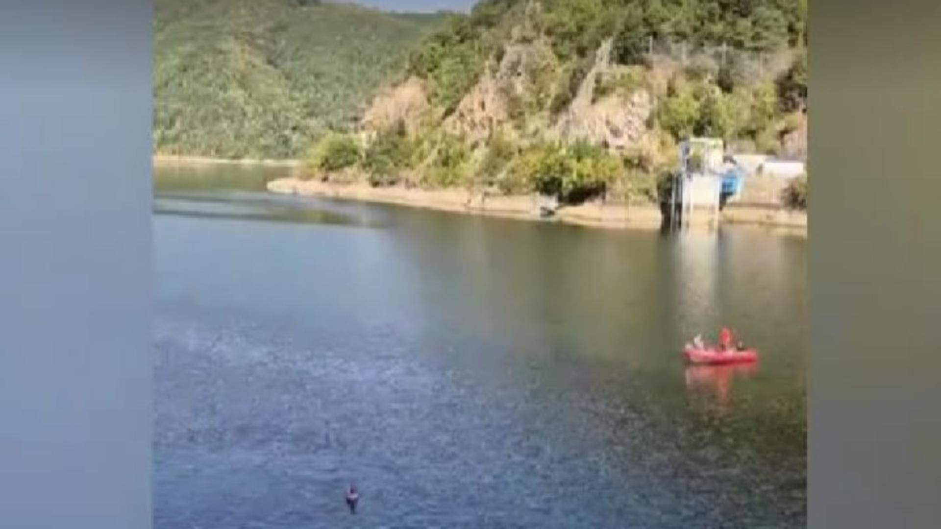 Filmul crimei din Cluj: gelozia a dus la o tragedie, o fetiță a rămas orfană