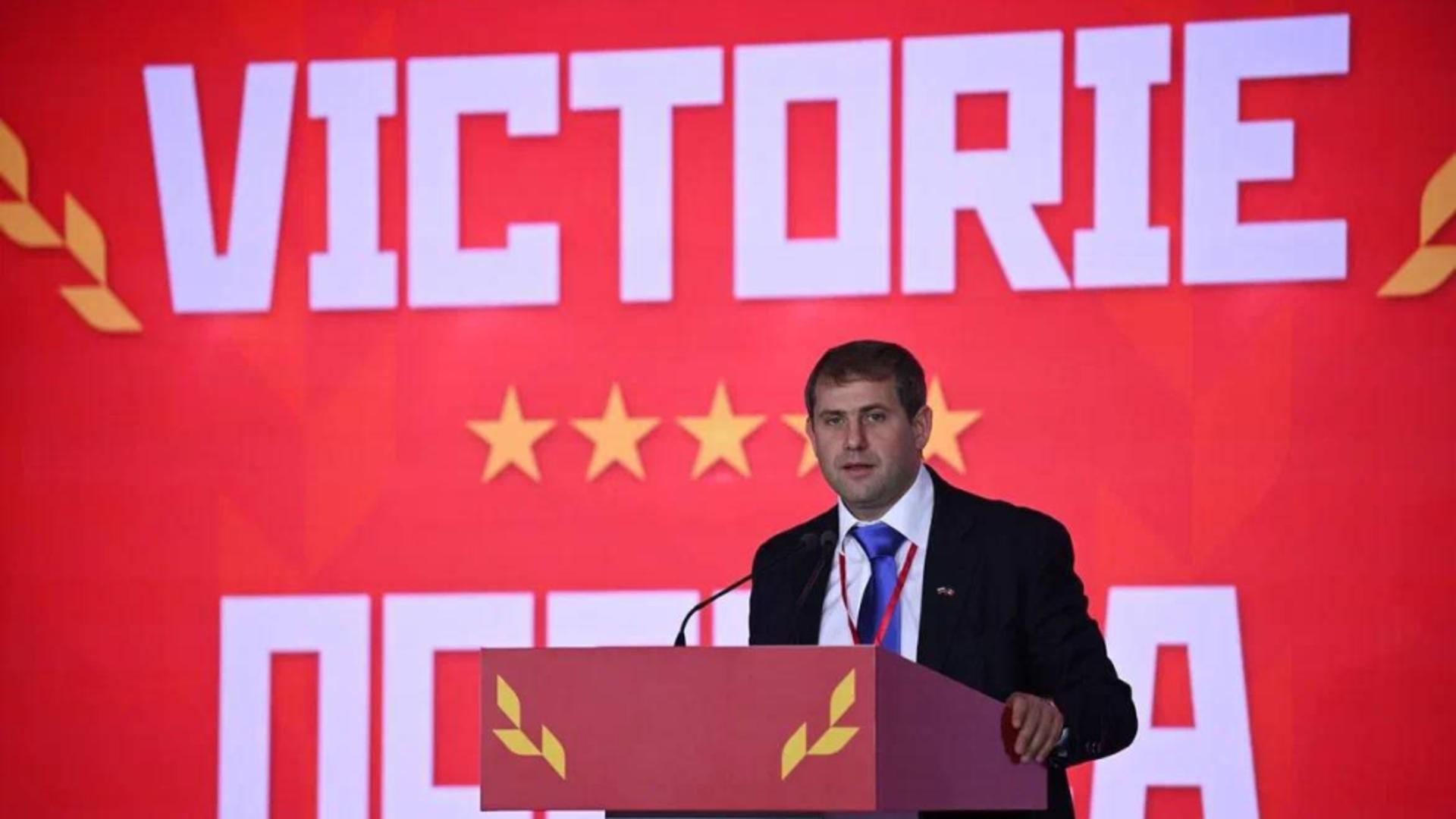 Ilan Șor la tribuna unei reuniuni a Partidului Victoriei (sursă: Telegram)