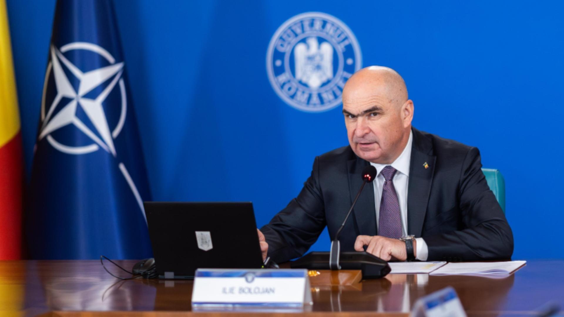 Bolojan a preluat și funcția de vicepremier lăsată liberă după plecarea lui Dragoș Anastasiu. Foto/Guvern