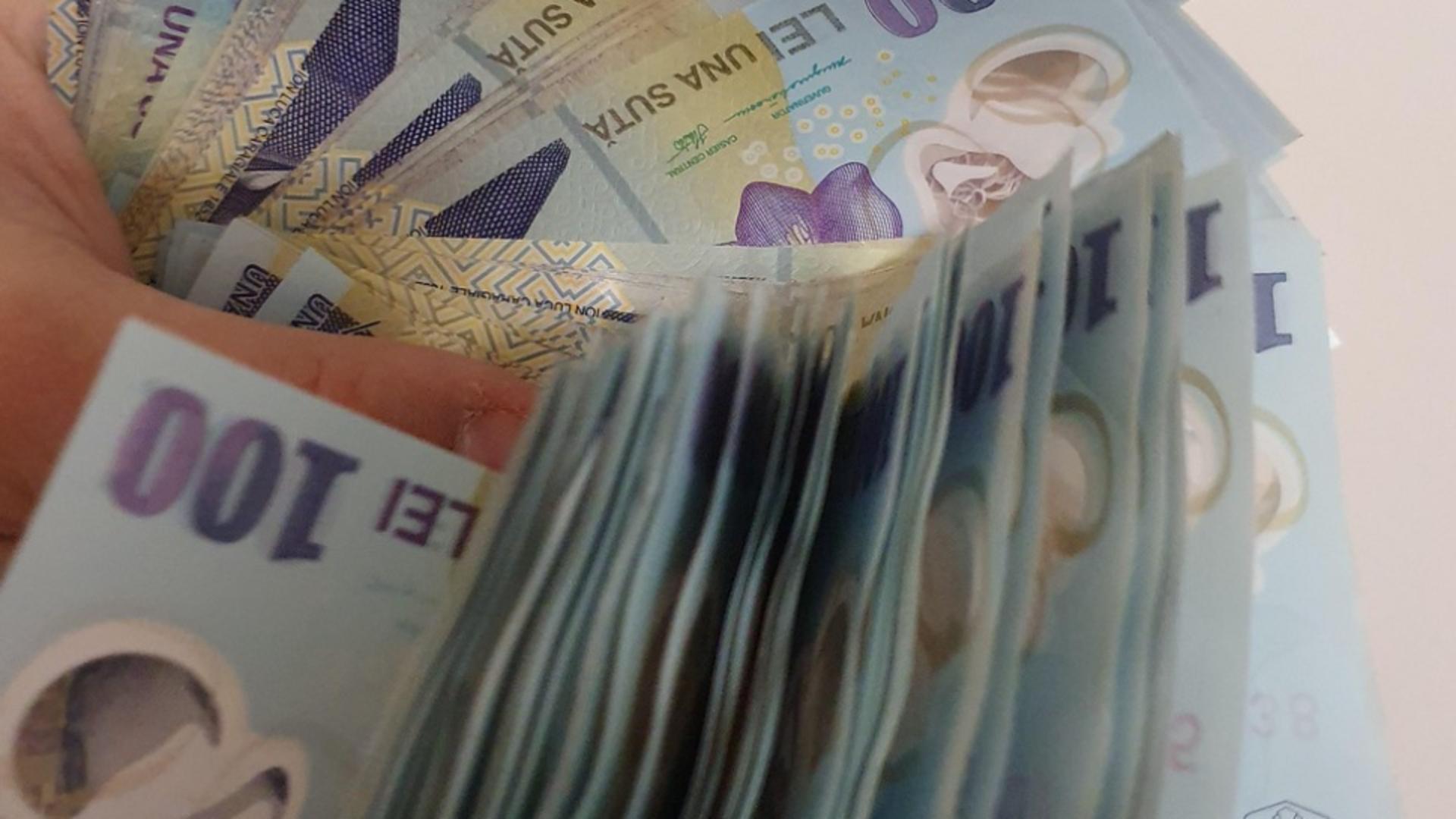 Culmea solidarității: „Doar 7 șefi cu salarii uriașe au donat 20%!”