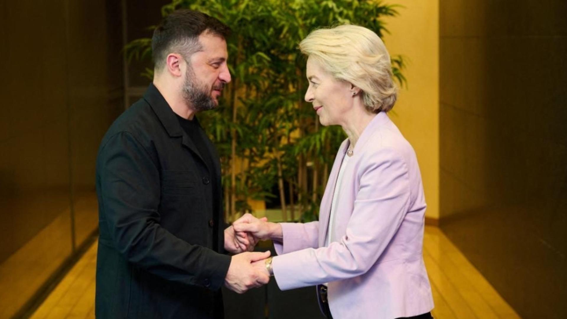 Ursula von der Leyen și Volodimir Zlenski. Foto: Profimedia