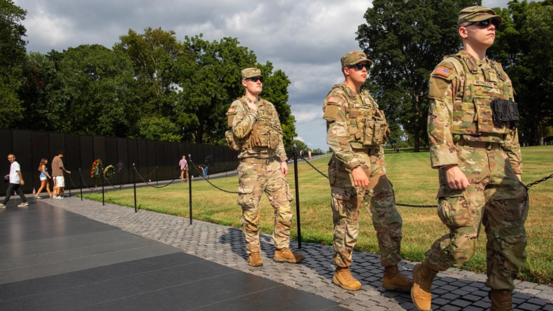 Trump a scos armata pe străzi. Foto: Profimedia