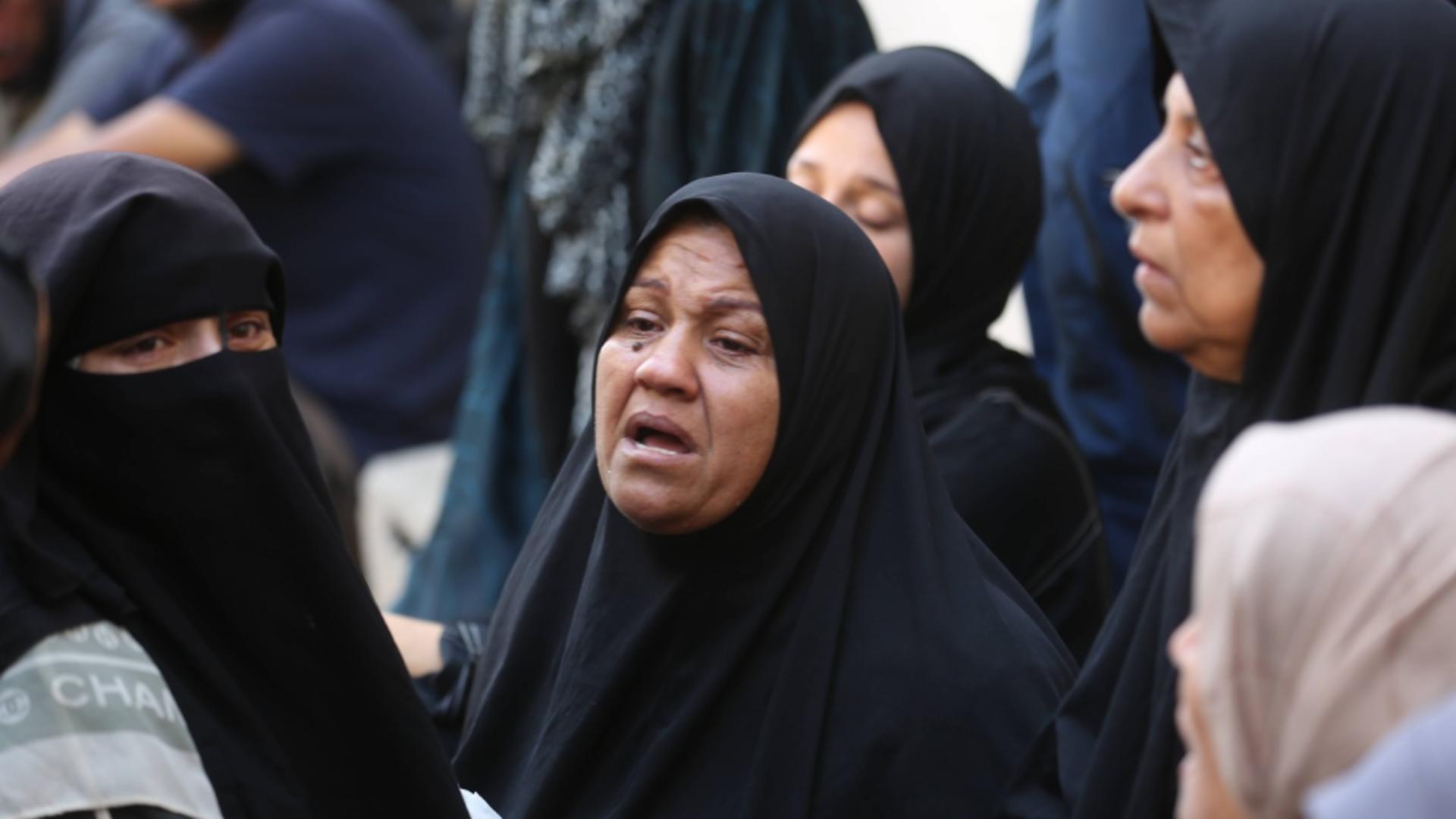 Israelul loveşte un spital din Gaza: cel puțin 15 morți, inclusiv jurnaliști / Foto: Profi Media