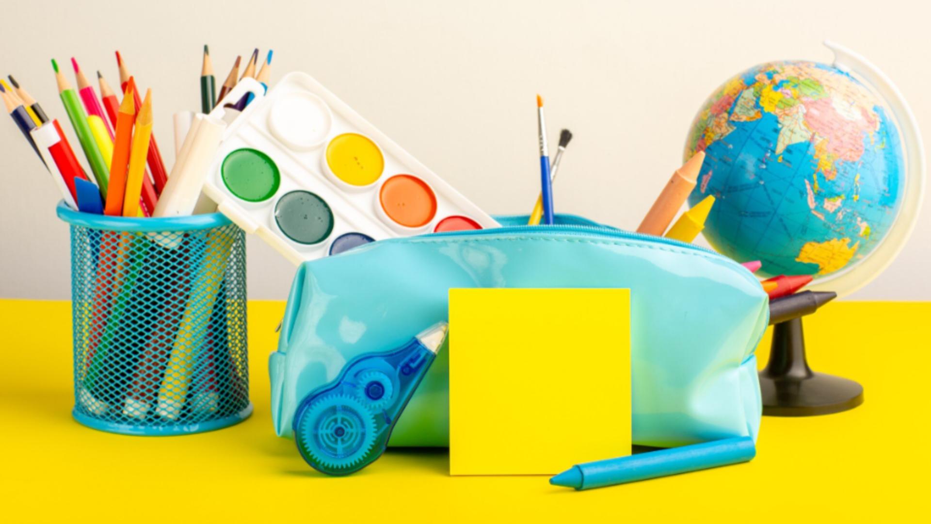 Data pentru folosirea celor 500 de lei pentru rechizite expiră în curând