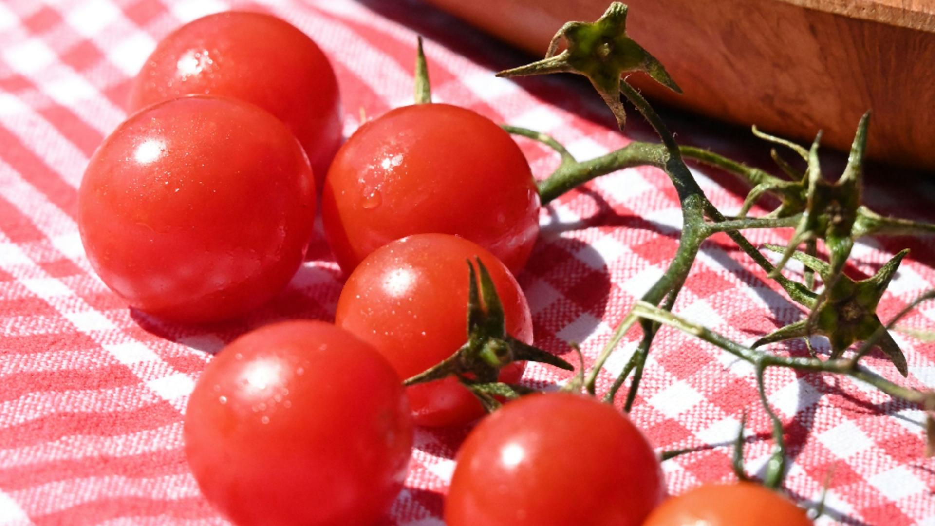 De ce ar trebui să mănânci roșii în fiecare zi? Beneficii despre care sigur nu știai