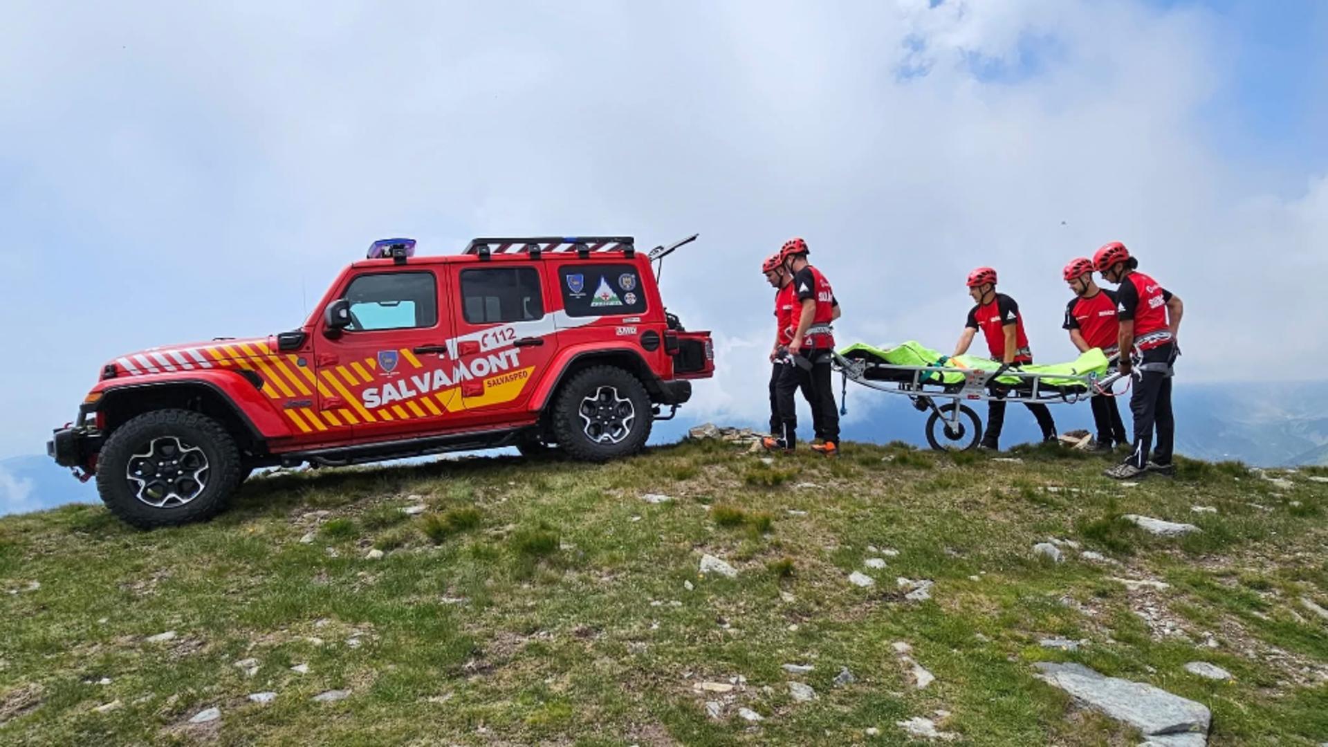 Salvamont Argeș a încercat, în zadar, salvarea eventualelor persoane implicate. Foto/Salvamont