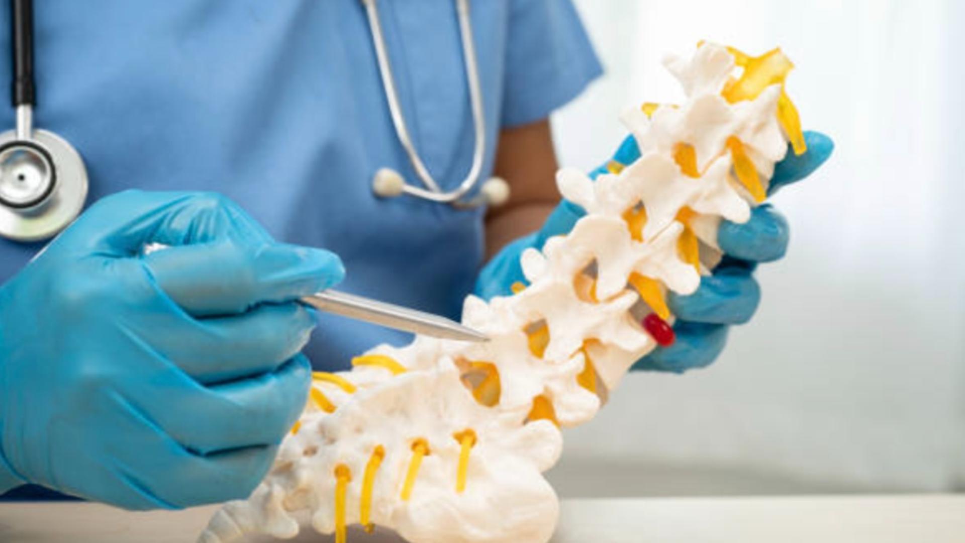 Boala care poate da dureri insuportabile de spate