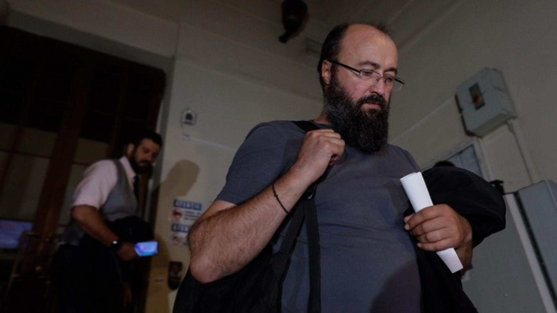 Curtea de Apel București, pe cale să dea verdictul definitiv în dosarul preotului Visarion Alexa. Era condamnat cu suspendare pentru agresiune sexuală