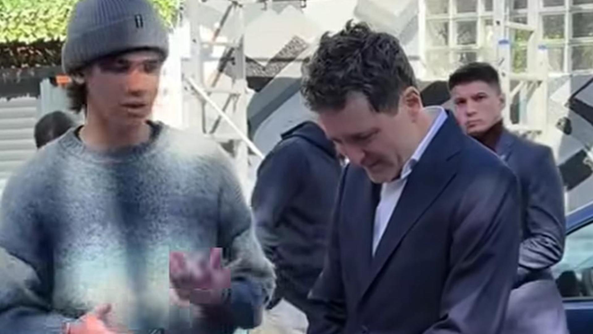 Nicușor Dan s-a jucat cu un robot și s-a relaxat la atelierul de confecționat păpuși / Captură video