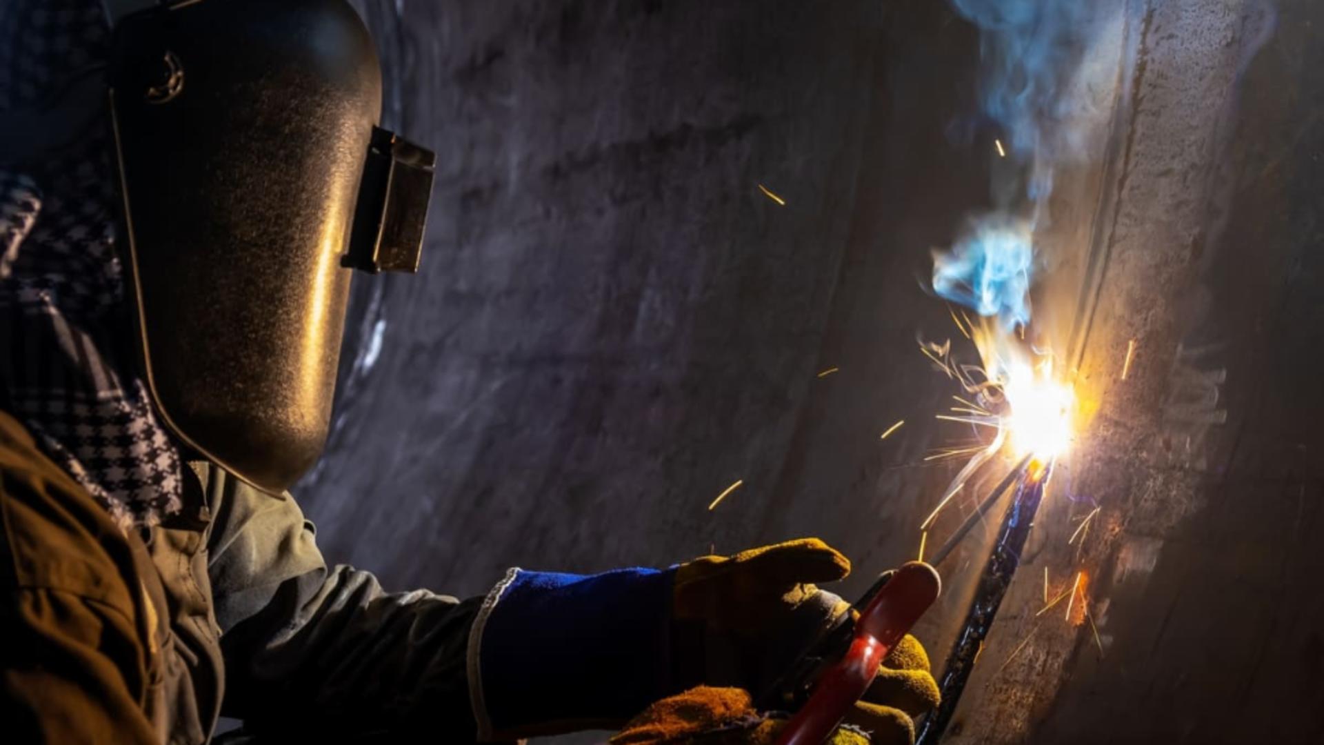 De ce meșterii aleg sudura MMA în lucrări de teren și reparații rapide?