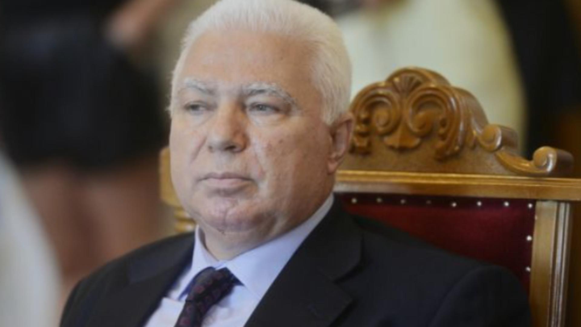 Avertisment dur de la un fost judecător CCR: Legea care taie pensiile magistraților e discriminatorie, Curtea o poate opri