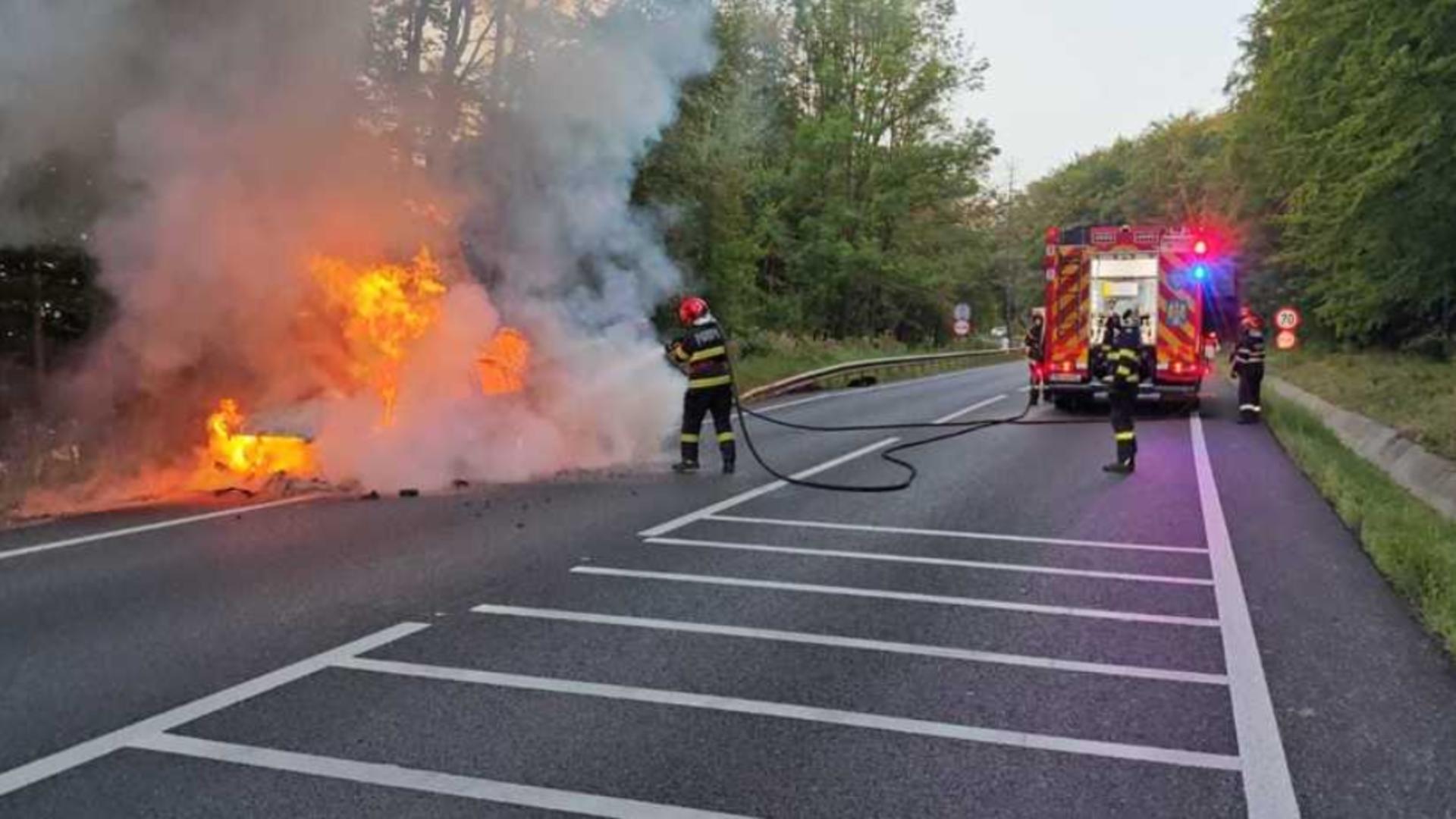 Trafic blocat pe DN 17, în judeţul Suceava. FOTO: News.ro
