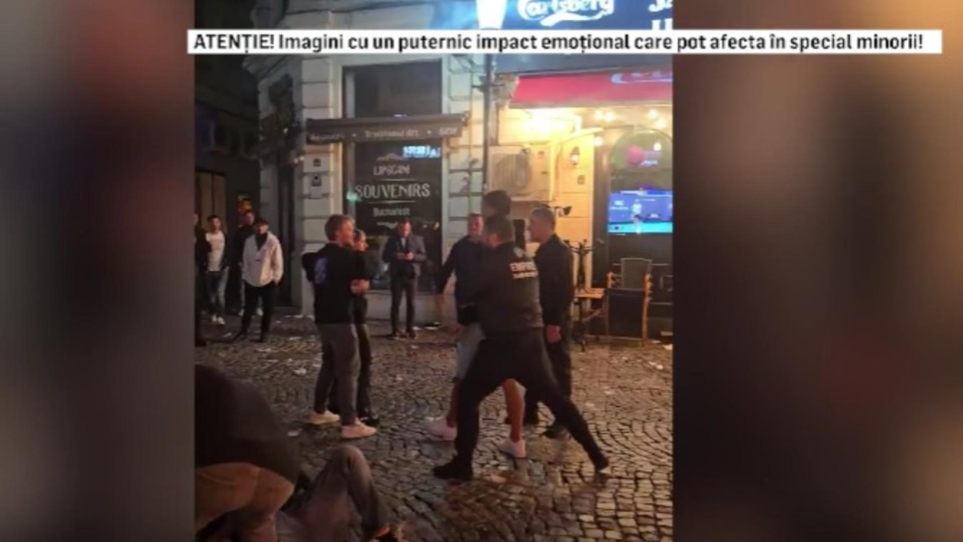 Scene șocante: tineri bătuți de agenții de pază în Centrul Vechi al Capitalei