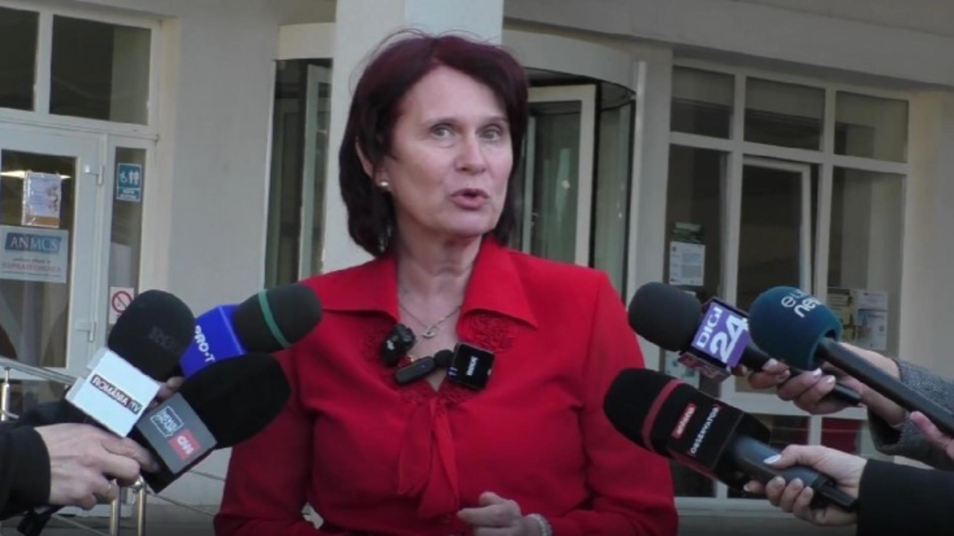 Scandalos! Directoarea demisă a fost mutată pe altă funcție. Haos administrativ în spitalul în care au MURIT 7 copii