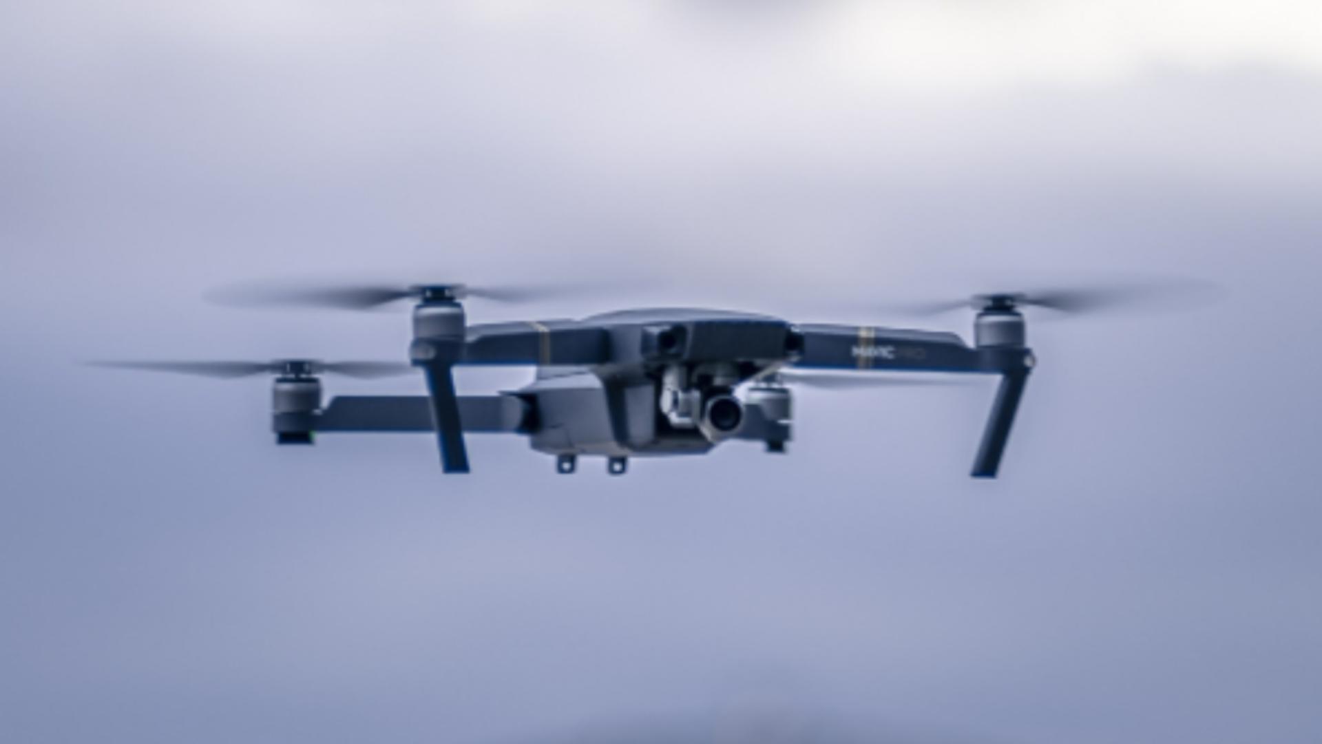 Alertă pe Aeroportul Otopeni: Prezența unei drone a blocat aterizarea mai multor zboruri