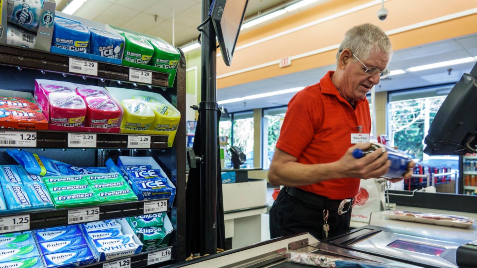 Austeritatea impusă de Bolojan va avea efecte sociale grave, opinează economiștii (foto: Profimedia)