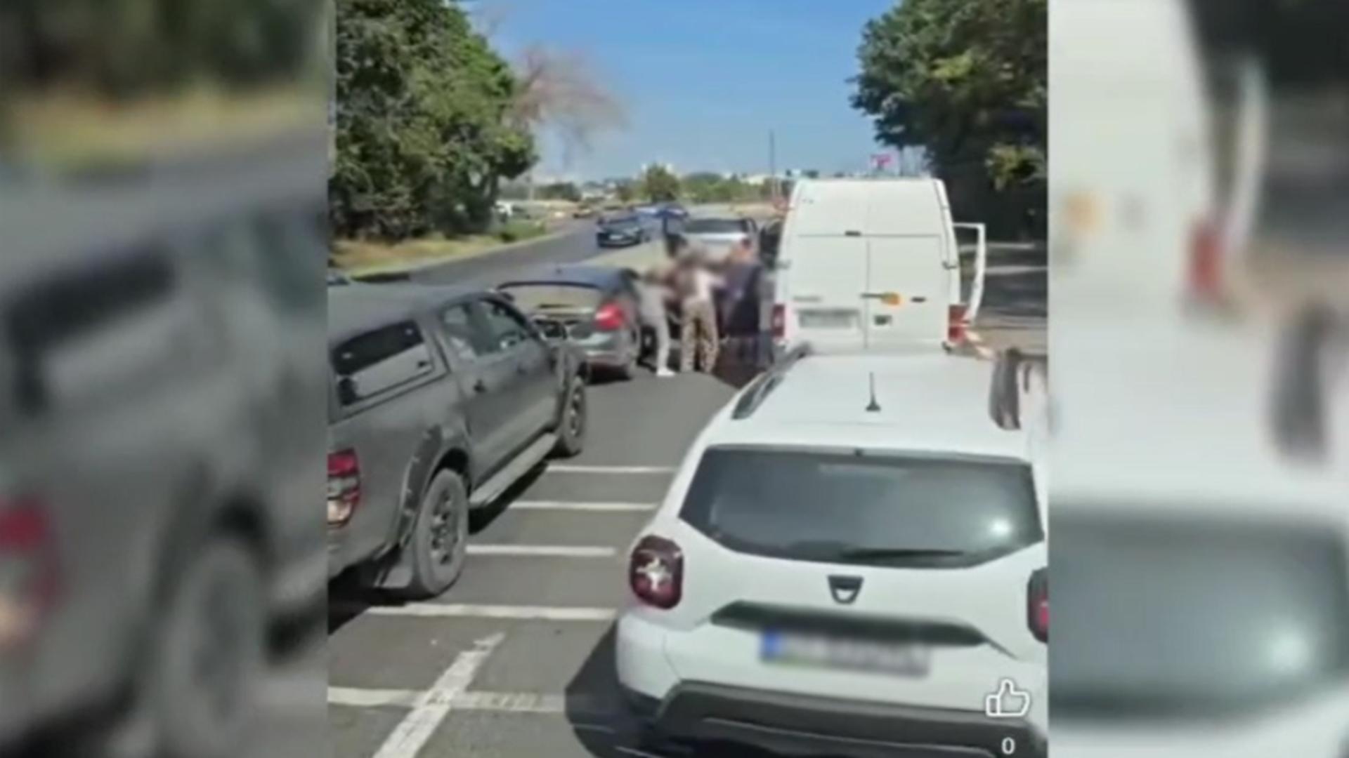 Ca-n Vestul Sălbatic, pe șoseaua de intrare în Constanța VIDEO