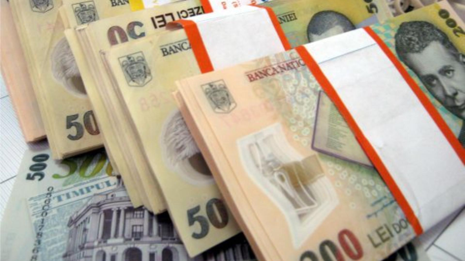 Bolojan aruncă responsabilitatea tăierilor în curtea miniștrilor