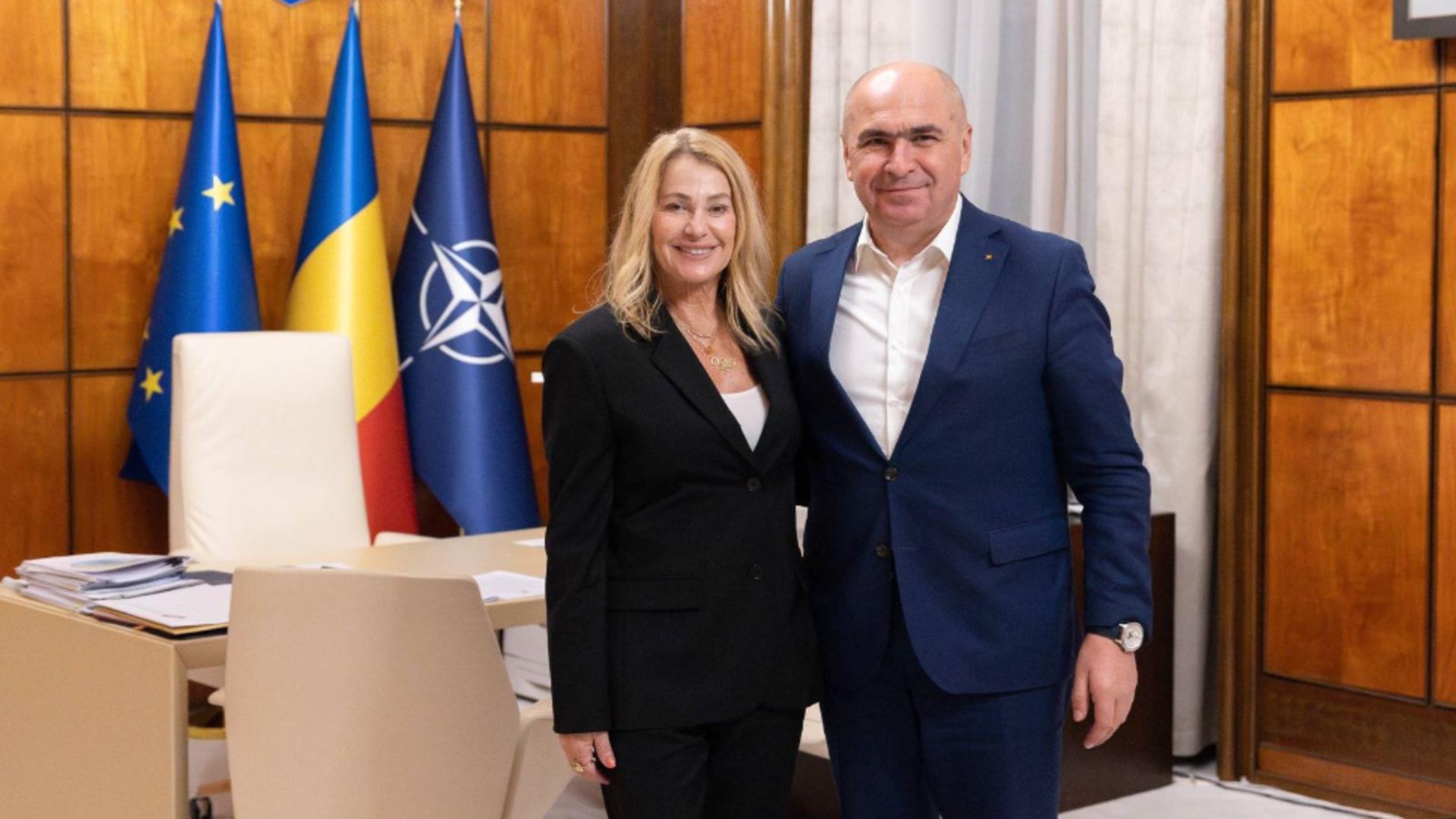 Cum încearcă Bolojan să-și salveze imaginea cu Nadia Comaneci / Foto: facebook Guvernul României 