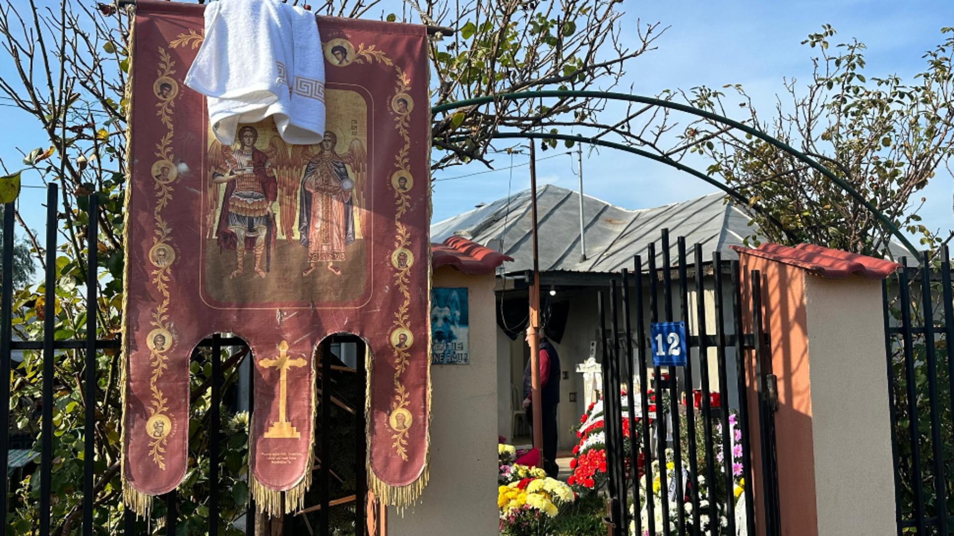 Înmormântarea Mirelei