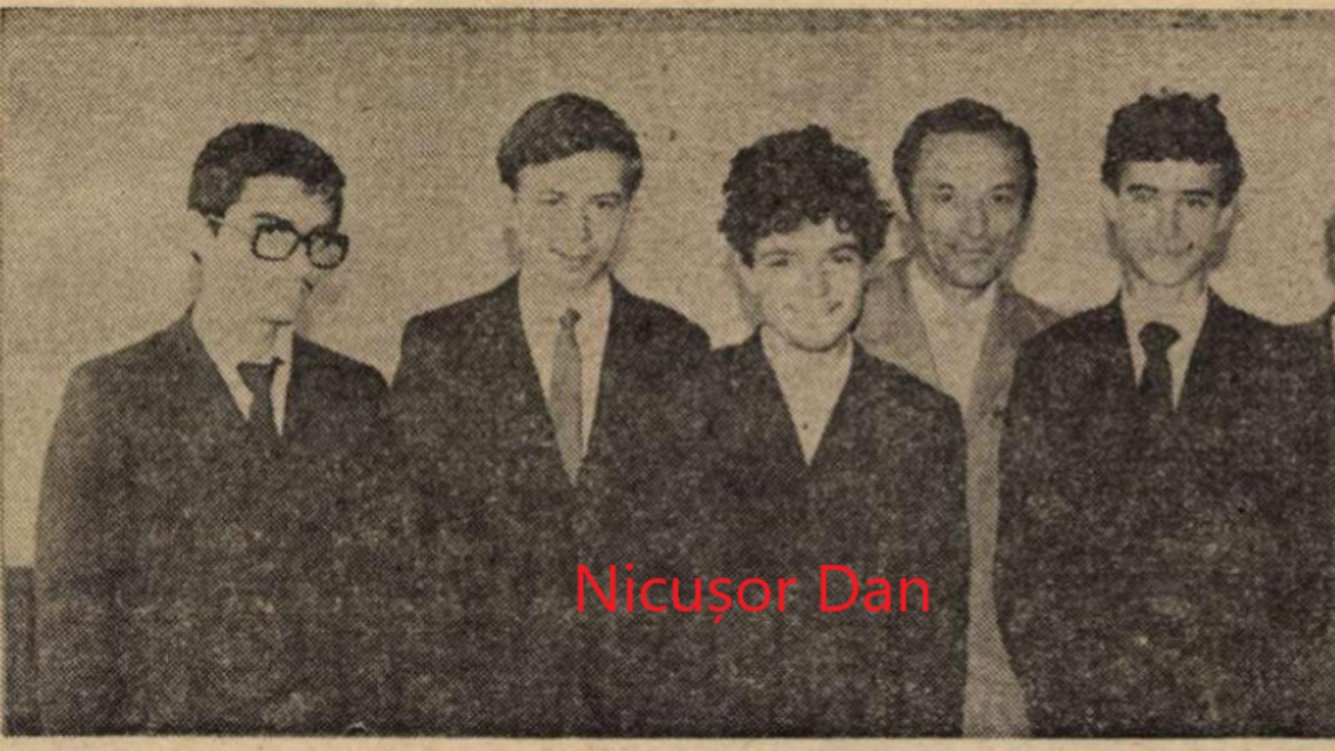 Nicușor Dan, în grupul olimpicilor la matematică, în anii regimului comunist