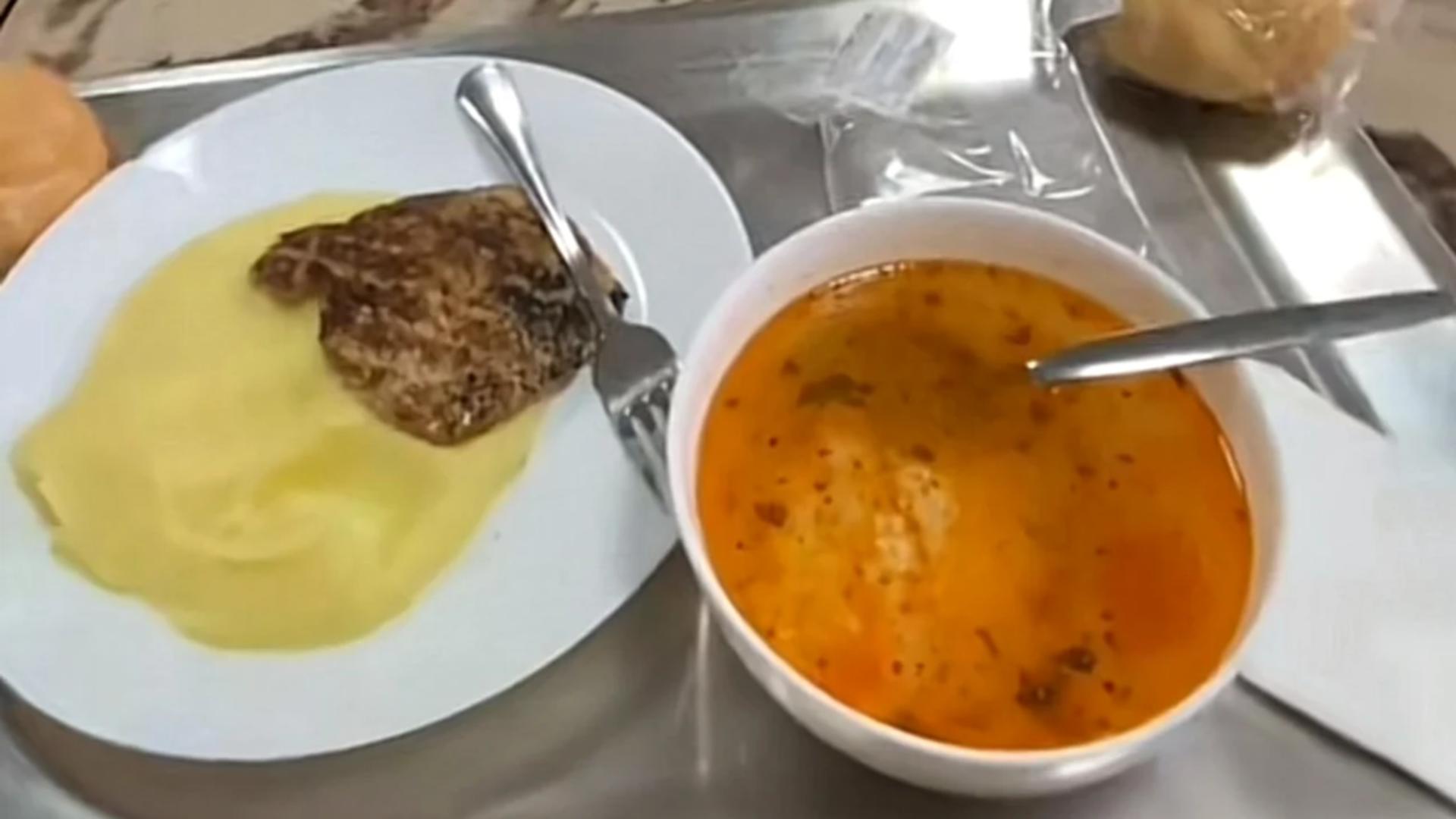 Prețul incredibil pentru un prânz la cantina ASE. 