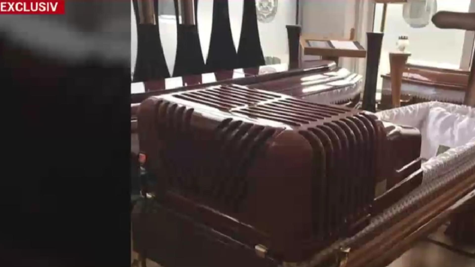 Primăria a plătit 20.000 de lei pentru capace de sicrie, cumpărate de la o firmă de alimente