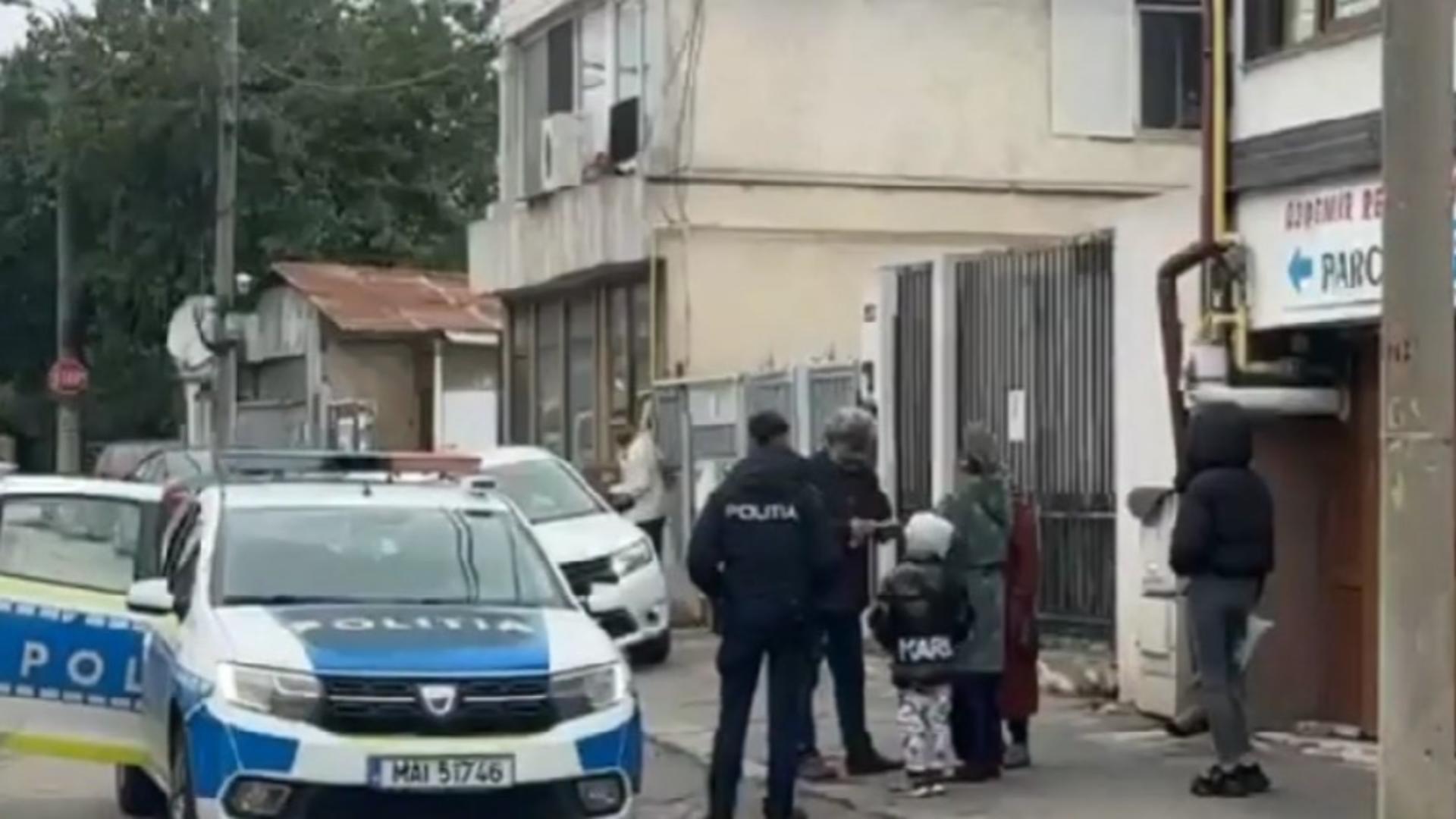 Un bebeluș de două luni a murit după ce s-ar fi înecat cu lapte. Familia este în stare de șoc