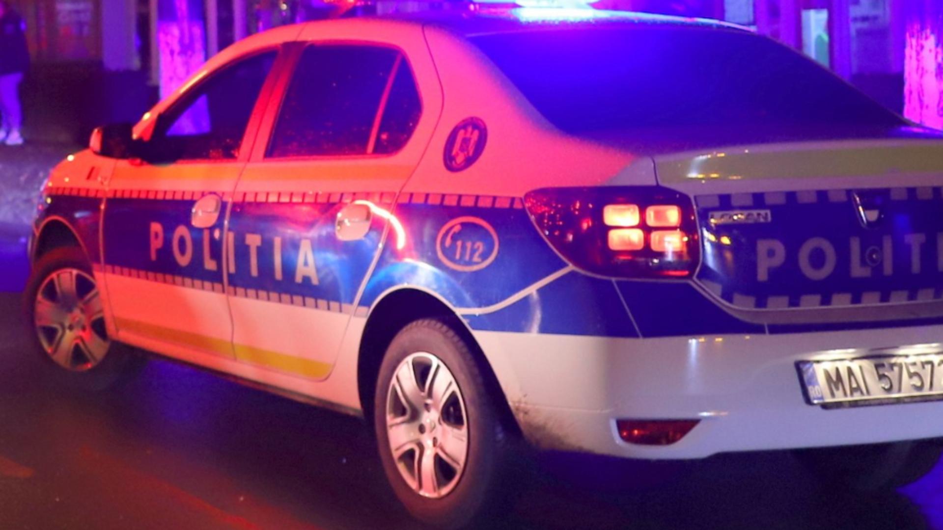 Bărbat căzut de la etaj