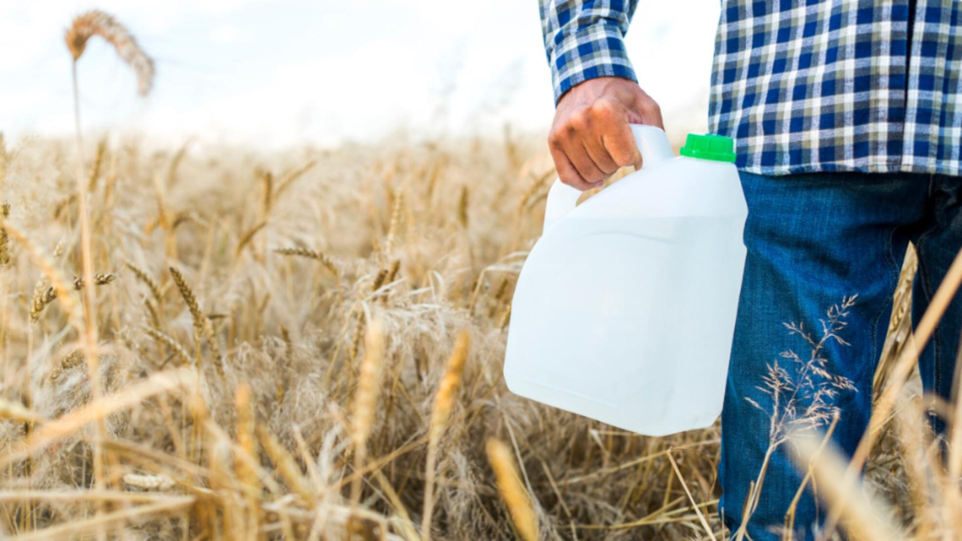 Guvernul adoptă măsuri noi împotriva utilizării pesticidelor